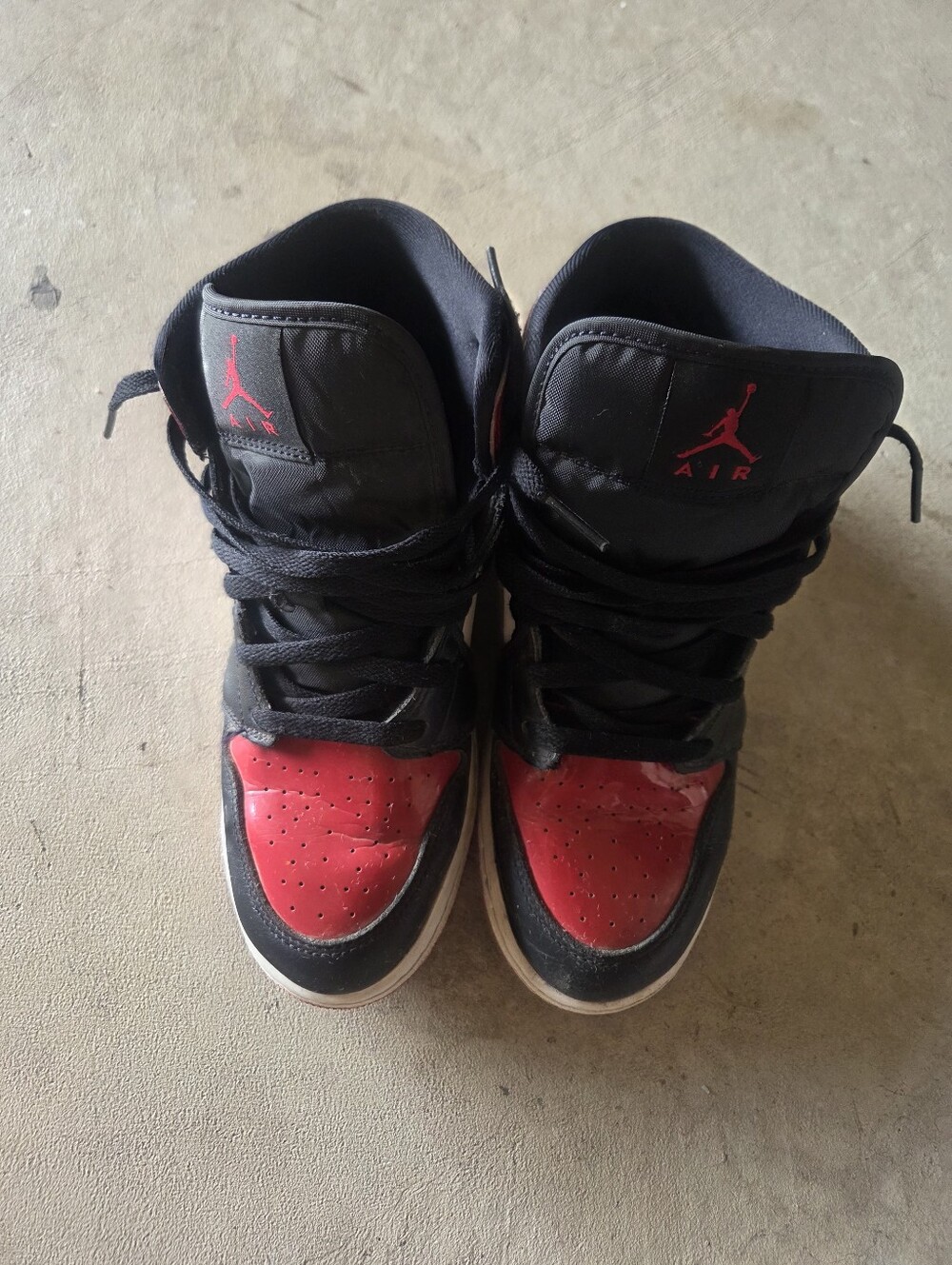 Jordan 1 Retro High OG Boys Size 6.5Y Bred Patent